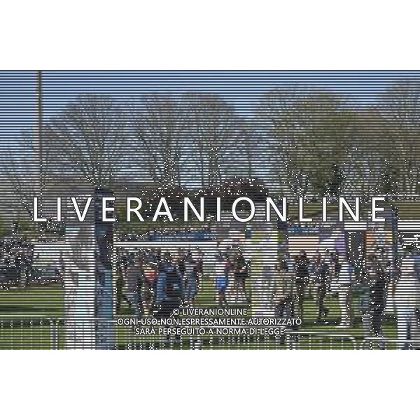 17-04-2022 Paris - Roubaix; 2022, Ineos - Grenadiers; 2022, Jumbo - Visma; 2022, Groupama - Fdj; Van Baarle, Dylan; Van Aert, Wout; Kung, Stefan; Roubaix; ©SIROTTI/AGENZIA ALDO LIVERANI SAS