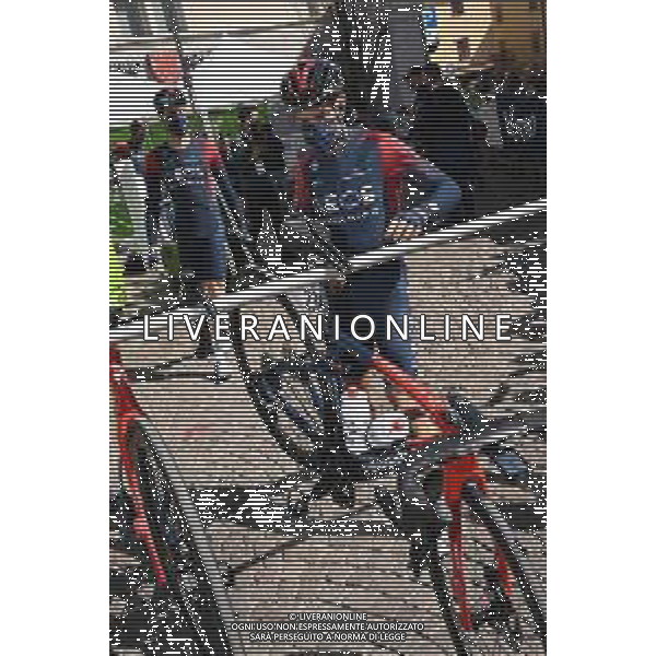 18-04-2022 Tour Of The Alps; Tappa 01 Cles - Fiera Di Primiero; 2022, Ineos - Grenadiers; Porte, Richie; Cles; ©SIROTTI/AGENZIA ALDO LIVERANI SAS