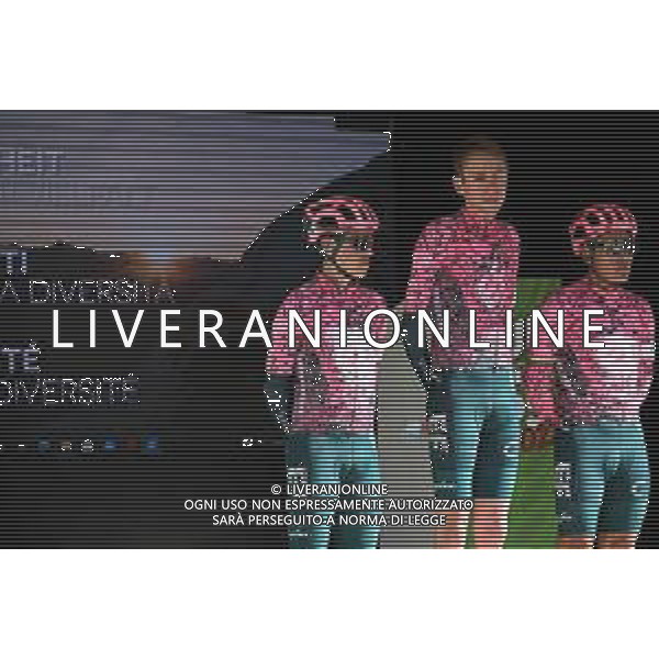 18-04-2022 Tour Of The Alps; Tappa 01 Cles - Fiera Di Primiero; 2022, Ef Education - Easypost; Chaves Rubio, Johan Estaban; Cles; ©SIROTTI/AGENZIA ALDO LIVERANI SAS