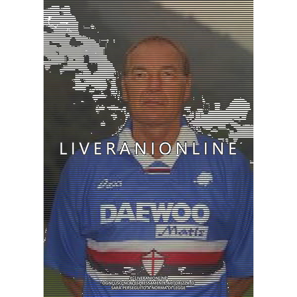 1998 PRIMI PIANI ROSA GIOCATORI SAMPDORIA CALCIO NELLA FOTO PIETRO BATTARA PREPARATORE PORTIERI AG ALDO LIVERANI SAS
