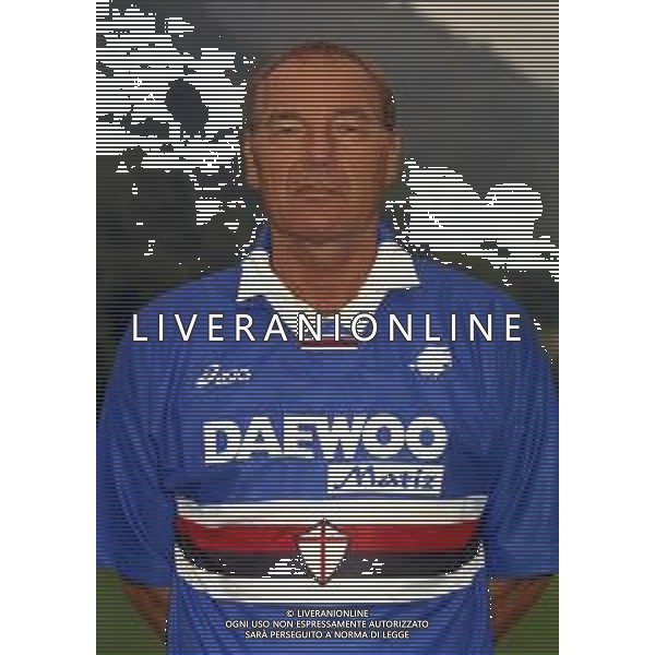 1998 PRIMI PIANI ROSA GIOCATORI SAMPDORIA CALCIO NELLA FOTO PIETRO BATTARA PREPARATORE PORTIERI AG ALDO LIVERANI SAS