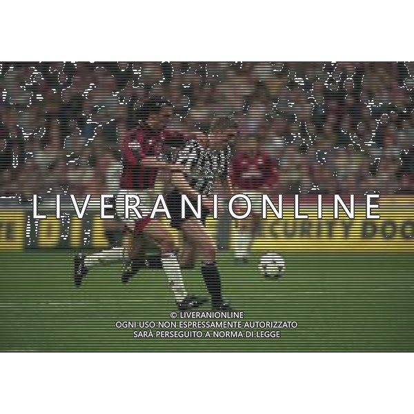 06-04-1997 MILANO -CAMPIONATO DI CALCIO SERIE A MILAN -JUVENTUS 1-6 NELLA FOTO ALEN BOKSIC E PAOLO MALDINI AG ALDO LIVERANI SAS