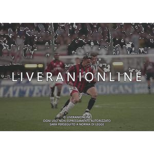 06-04-1997 MILANO -CAMPIONATO DI CALCIO SERIE A MILAN -JUVENTUS 1-6 NELLA FOTO ROBERTO BAGGIO E ZINEDINE ZIDANE AG ALDO LIVERANI SAS