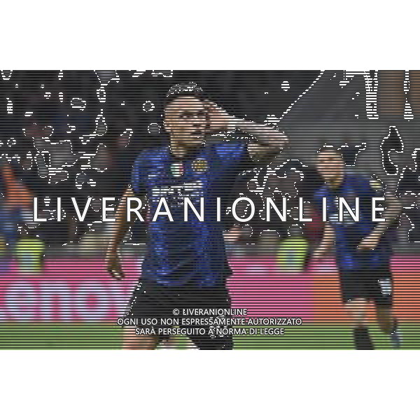 Lautaro Martinez (Inter) esulta dopo il gol del 2 a 0 Inter vs Milan Coppa Italia Frecciarossa - semifinale gara di ritorno Milano 19-04-2022 Stadio Giuseppe Meazza - San Siro foto Roberto Garavaglia/ag. Aldo Liverani sas /AGENZIA ALDO LIVERANI SAS