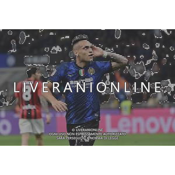 Lautaro Martinez (Inter) esulta dopo il gol del 2 a 0 Inter vs Milan Coppa Italia Frecciarossa - semifinale gara di ritorno Milano 19-04-2022 Stadio Giuseppe Meazza - San Siro foto Roberto Garavaglia/ag. Aldo Liverani sas /AGENZIA ALDO LIVERANI SAS