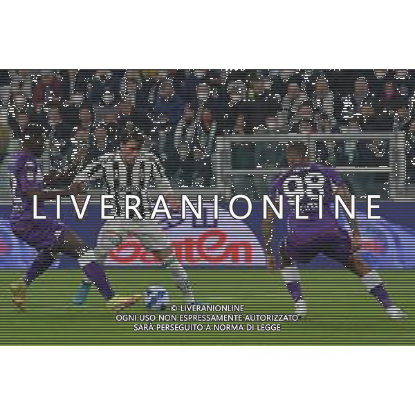 Torino 10.02.2022 Stadio Allianz Stadium ©Alessandro Falzone/Agenzia Aldo Liverani Juventus vs Fiorentina Semifinale di Coppa Italia Frecciarossa 2021/2022 Nella foto : Dusan Vlahovic-Alfred Duncan-Igor ©Falzone/AGENZIA ALDO LIVERANI SAS