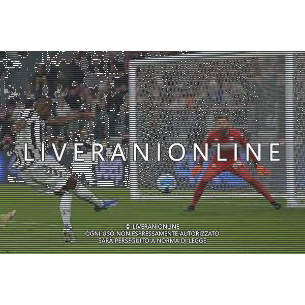 Torino 10.02.2022 Stadio Allianz Stadium ©Alessandro Falzone/Agenzia Aldo Liverani Juventus vs Fiorentina Semifinale di Coppa Italia Frecciarossa 2021/2022 Nella foto : Denis Zakaria ©Falzone/AGENZIA ALDO LIVERANI SAS