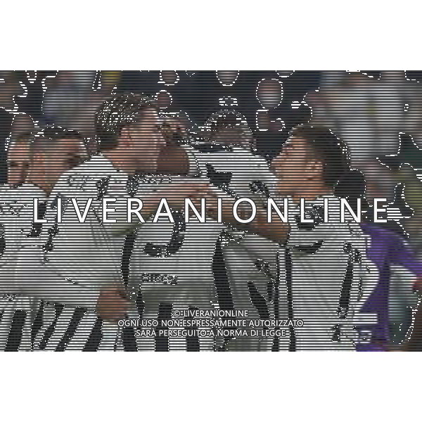 Torino 10.02.2022 Stadio Allianz Stadium ©Alessandro Falzone/Agenzia Aldo Liverani Juventus vs Fiorentina Semifinale di Coppa Italia Frecciarossa 2021/2022 Nella foto : Dusan Vlahovic- Paulo Dybala esultanza ©Falzone/AGENZIA ALDO LIVERANI SAS