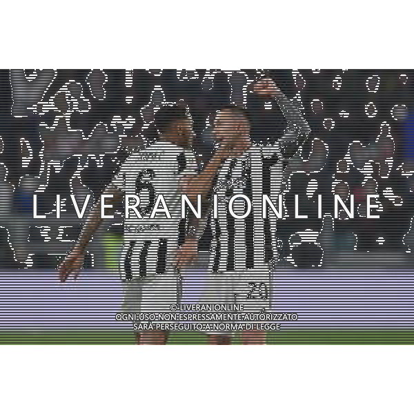 Torino 10.02.2022 Stadio Allianz Stadium ©Alessandro Falzone/Agenzia Aldo Liverani Juventus vs Fiorentina Semifinale di Coppa Italia Frecciarossa 2021/2022 Nella foto : Esultanza gol di Federico Berbardeschi con Danilo ©Falzone/AGENZIA ALDO LIVERANI SAS