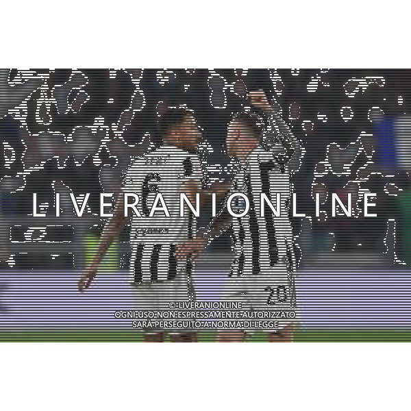 Torino 10.02.2022 Stadio Allianz Stadium ©Alessandro Falzone/Agenzia Aldo Liverani Juventus vs Fiorentina Semifinale di Coppa Italia Frecciarossa 2021/2022 Nella foto : Esultanza gol di Federico Berbardeschi con Danilo ©Falzone/AGENZIA ALDO LIVERANI SAS