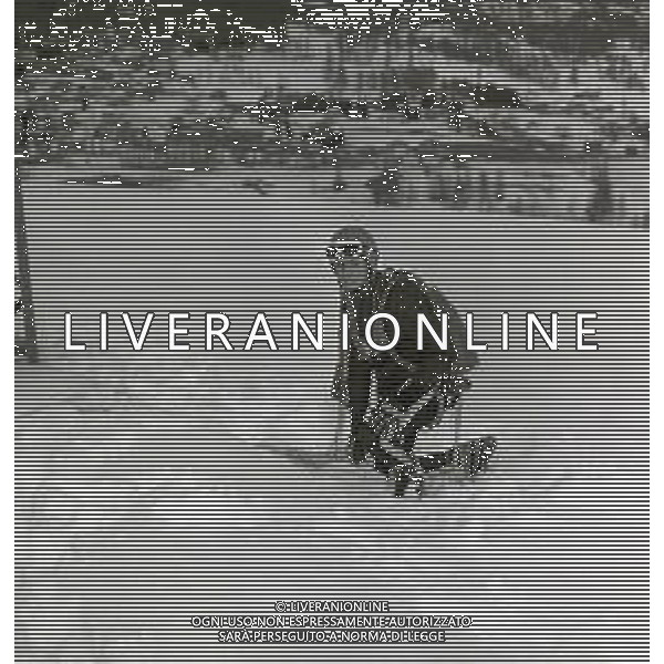 RETROSPETTIVA GIULIANO GEMMA ATTORE NELLA FOTO GIULIANO GEMMA A CORTINA D\'AMPEZZO ANNO 1969 AG ALDO LIVERANI SAS  