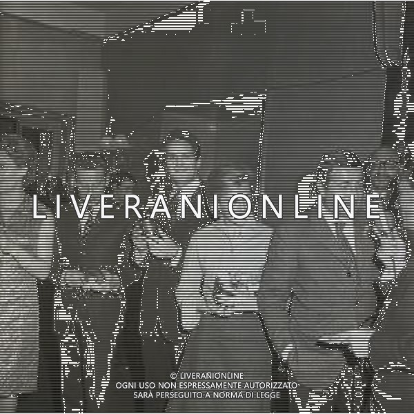 RETROSPETTIVA GIULIANO GEMMA ATTORE NELLA FOTO GIULIANO GEMMA A CORTINA D\'AMPEZZO ANNO 1969 AG ALDO LIVERANI SAS  