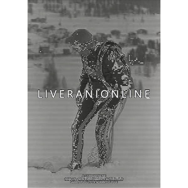 RETROSPETTIVA GIULIANO GEMMA ATTORE NELLA FOTO GIULIANO GEMMA A CORTINA D\'AMPEZZO ANNO 1969 AG ALDO LIVERANI SAS  