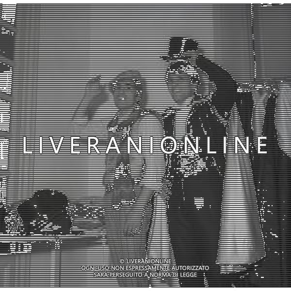 RETROSPETTIVA GIULIANO GEMMA ATTORE NELLA FOTO GIULIANO GEMMA CON NINO BENVENUTI NELL\'ANNO 1969 A ROMA AG ALDO LIVERANI SAS 