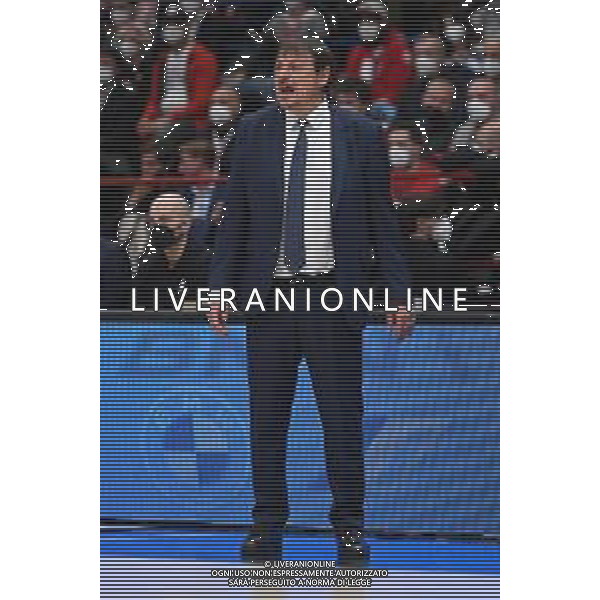 ¬© TVRG Ergin Ataman allenatore Anadolu Efes Istanbul AX Armani Exchange Milano vs Anadolu Efes Istanbul Turkish Airlines EuroLeague gara 2 quarti di finale playoff Assago (MI) 21-04-2022 Mediolanum Forum foto Roberto Garavaglia/ag. Aldo Liverani sas/AGENZIA ALDO LIVERANI SAS