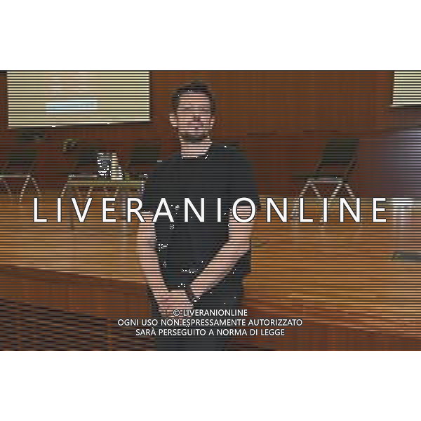 © TVRG Come si combatte la mafia nella foto Marcello Izzo sceneggiatore Milano 22-04-2022 Presso l\'auditorium Gaber di Palazzo Pirelli si e\' svolta l\'iniziativa dal titolo Come si combatte la mafia foto Roberto Garavaglia/ag. Aldo Liverani sas