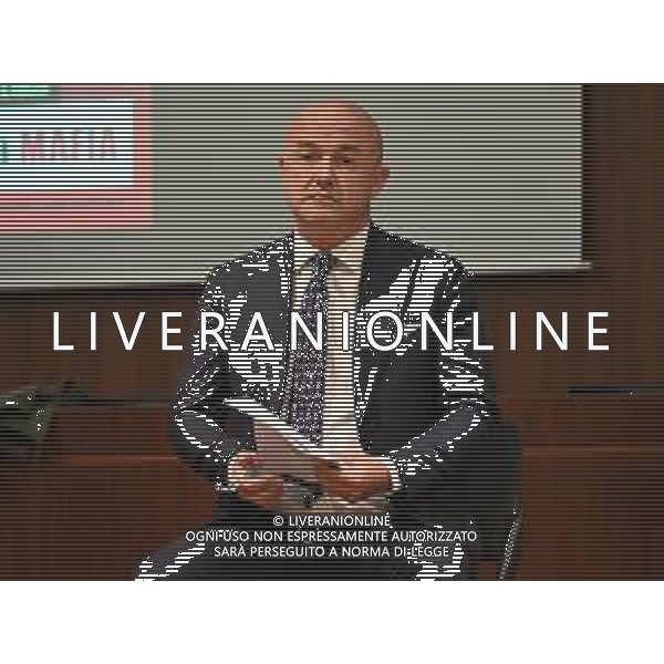 © TVRG Come si combatte la mafia nella foto Gianluigi Nuzzi giornalista Milano 22-04-2022 Presso l\'auditorium Gaber di Palazzo Pirelli si e\' svolta l\'iniziativa dal titolo Come si combatte la mafia foto Roberto Garavaglia/ag. Aldo Liverani sas