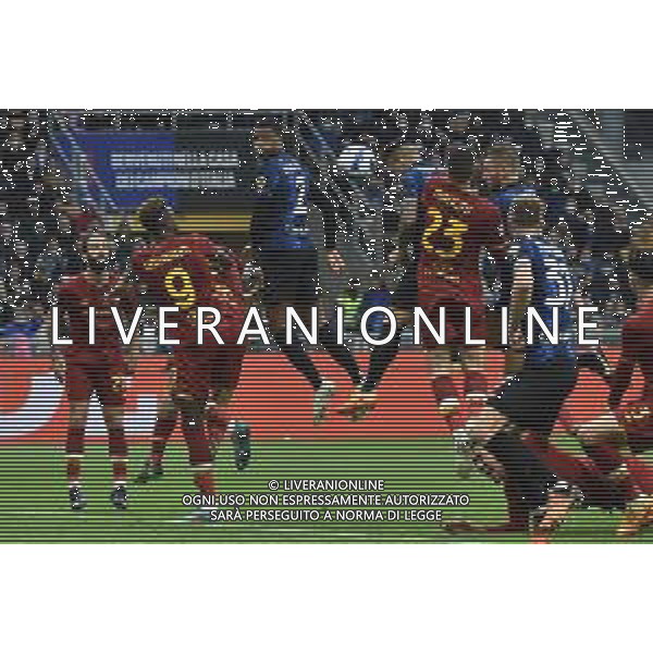 Lautaro Martinez (Inter) segna il gol del 3 a 0 Inter vs Roma Campionato Serie A TIM - 34a giornata Milano 23-04-2022 Stadio Giuseppe Meazza - San Siro foto Roberto Garavaglia/ag. Aldo Liverani sas/AG ALDO LIVERANI SAS