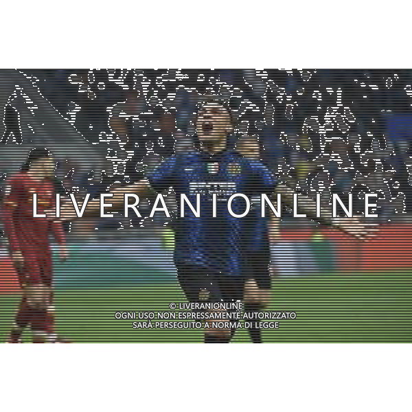 Lautaro Martinez (Inter) esulta dopo il gol del 3 a 0 Inter vs Roma Campionato Serie A TIM - 34a giornata Milano 23-04-2022 Stadio Giuseppe Meazza - San Siro foto Roberto Garavaglia/ag. Aldo Liverani sas/AG ALDO LIVERANI SAS