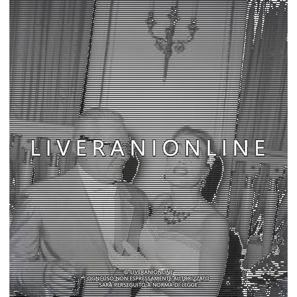 RETROSPETTIVA JOAN CRAWFORD ATTRICE NELLA FOTO JOAN CRAWFORD A ROMA NELL\'ANNO 1952 CON IL MARITO ALFRED NU STEELE AG ALDO LIVERANI SAS