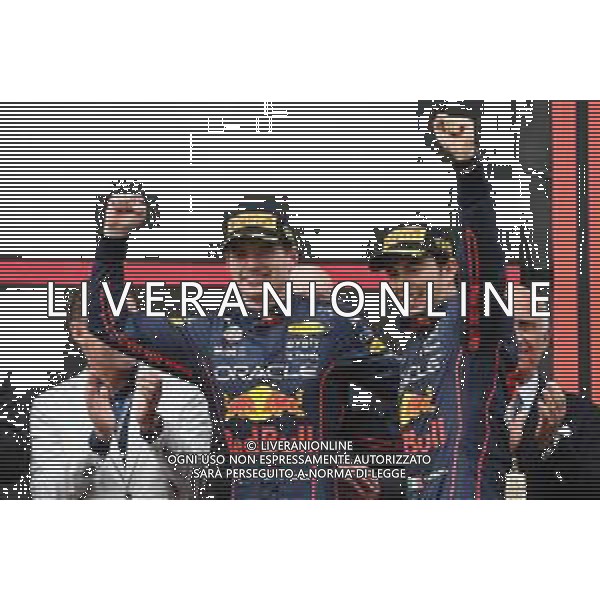 1st place Max Verstappen (NLD) Red Bull Racing with 2nd place Sergio Perez (MEX) Red Bull Racing. 24.04.2022. Formula 1 World Championship, Rd 4, Emilia Romagna Grand Prix, Imola, Italy, Race Day. - www.xpbimages.com, EMail: requests@xpbimages.com © Copyright: Batchelor / XPB Images/ AGENZIA ALDO LIVERANI SAS - ITALY ONLY EDITORIAL USE ONLY