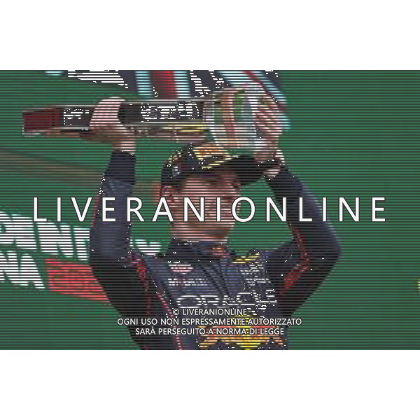 Max Verstappen (NLD), Red Bull Racing 24.04.2022. Formula 1 World Championship, Rd 4, Emilia Romagna Grand Prix, Imola, Italy, Race Day. - www.xpbimages.com, EMail: requests@xpbimages.com ¬© Copyright: Charniaux / XPB Images/ AGENZIA ALDO LIVERANI SAS - ITALY ONLY EDITORIAL USE ONLY