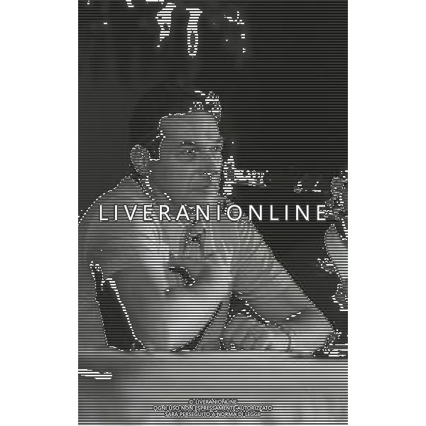 RETROSPETTIVA LUCIANO LAMA POLITICO NELL FOTO LUCIANO LAMA A ROMA A UN COMIZIO DEI LAVORATORI NELL\'ANNO 1975 AG ALDO LIVERANI SAS  