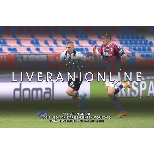 BOLOGNA - UDINESE CAMPIONATO CALCIO SERIE A TIM 24.04.2022 NELLA FOTO GERARD DEULOFEU E MATTIAS SVANBERG ©VILLANI / AGENZIA ALDO LIVERANI SAS