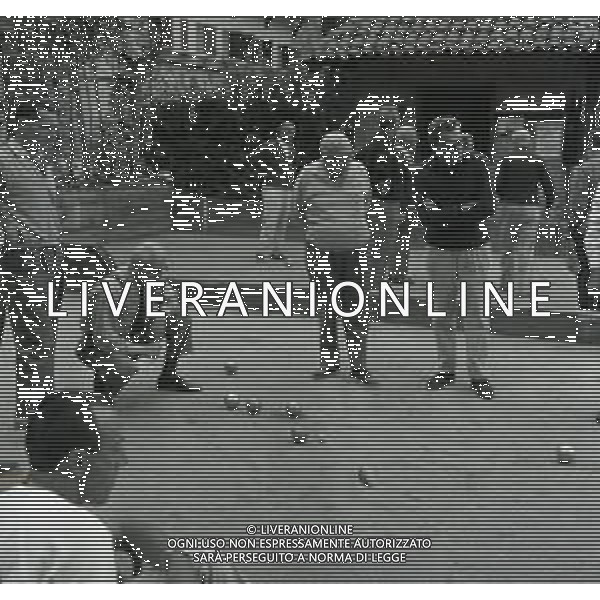 RETROSPETTIVA PIETRO NENNI POLITICO NELLA FOTO NENNI PIETRO A LURISIA IN VACANZA IL 12-08-1964 GIOCA A BOCCE AG ALDO LIVERANI SAS