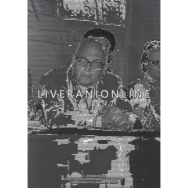 RETROSPETTIVA PIETRO NENNI POLITICO NELLA FOTO NENNI PIETRO A GENOVA NELL\'ANNO 1972 AL CONGRESSO DEL PARTITO SOCIALISTA ITALIANO AG ALDO LIVERANI SAS 
