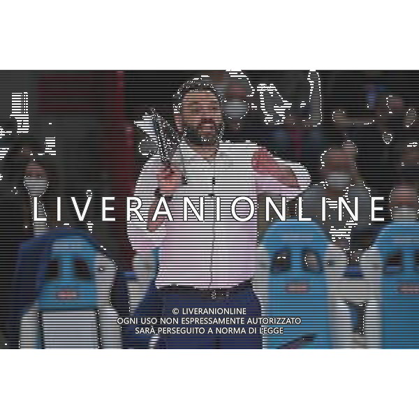 ¬© TVRG Stefano Lavarini allenatore AGIL Volley Novara AGIL Volley Igor Gorgonzola Novara vs Vero Volley Monza Novara 27-04-2022 Pala Igor Gorgonzola campionato femminile Serie A1 gara 3 semifinale playoff foto Roberto Garavaglia/ag. Aldo Liverani sas/AGENZIA ALDO LIVERANI SAS