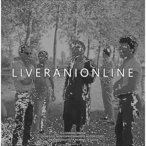 RETROSPETTIVA NINETTO DAVOLI ATTORE NELLA FOTO CON FRANCO CITTI SUL SET DURANTE LE RIPRESE DEL FILM \'EDIPO RE\' DIRETTO DA PIER PAOLO PASOLINI A LODI - MILANO 1967 ©Archivio Giovanni Liverani/AG ALDO LIVERANI SAS