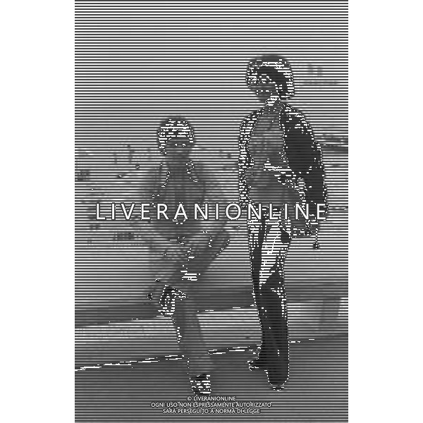 RETROSPETTIVA NINETTO DAVOLI ATTORE NELLA FOTO CON L\'ATTRICE INES PELLEGRINI AL FESTIVAL DI CANNES NEL 1974 ©Archivio Giovanni Liverani/AG ALDO LIVERANI SAS