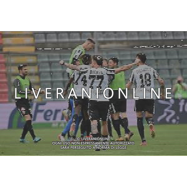 ¬© TVRG esultanza Ascoli dopo il gol dell\'1 a 0 Federico Baschirotto Cremonese vs Ascoli Cremona 30-04-2022 Stadio Giovanni Zini Campionato Serie BKT - 37a giornata foto Roberto Garavaglia/ag. Aldo Liverani sas/AGENZIA ALDO LIVERANI SAS