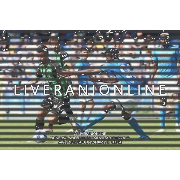 Matheus Henrique (US Sassuolo) and Frank Anguissa (SSC Napoli) They compete for the ball - NAPOLI - SASSUOLO CAMPIONATO CALCIO SERIE A TIM 30.04.2022 ©Agostino Gemito/LMedia/AGENZIA ALDO LIVERANI SAS