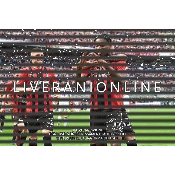 Rafael Leao (Milan) esulta dopo il gol dell\'1 a 0 Milan vs Fiorentina Milano 01-05-2022 Stadio Giuseppe Meazza - San Siro Campionato Serie A TIM - 35a giornata foto Roberto Garavaglia/ag. Aldo Liverani sas/AGENZIA ALDO LIVERANI SAS