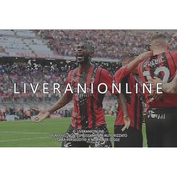 Fikayo Tomori (Milan) esulta dopo il gol dell\'1 a 0 segnato da Rafael Leao (Milan) Milan vs Fiorentina Milano 01-05-2022 Stadio Giuseppe Meazza - San Siro Campionato Serie A TIM - 35a giornata foto Roberto Garavaglia/ag. Aldo Liverani sas/AGENZIA ALDO LIVERANI SAS