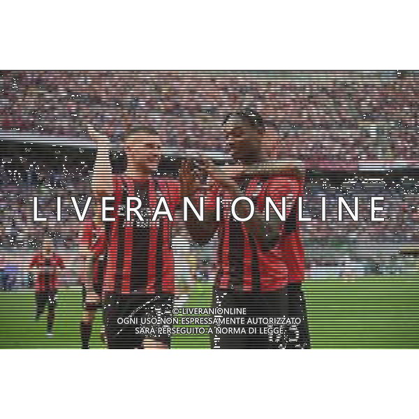 Ante Rebic (Milan) SX e Rafael Leao (Milan) DX esultano dopo il gol dell\'1 a 0 Milan vs Fiorentina Milano 01-05-2022 Stadio Giuseppe Meazza - San Siro Campionato Serie A TIM - 35a giornata foto Roberto Garavaglia/ag. Aldo Liverani sas/AGENZIA ALDO LIVERANI SAS
