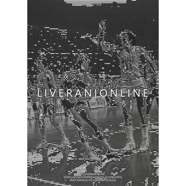 1983MILANO CAMPIONATO DI BASKET SERIE A1 BILLY MILANO-FORD CANTU\' NELLA FOTO ANTONELLO RIVA E DINO MENEGHIN AG ALDO LIVERANI SAS