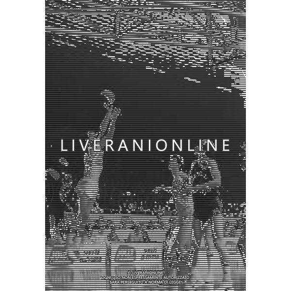 1983-1984 CANTU\' PLAY OFF CAMPIONATO DI BASKET JOLLY COLOMBANI-PERONI LIVORNO NELLA FOTO ANTONELLO RIVA AG ALDO LIVERANI SAS