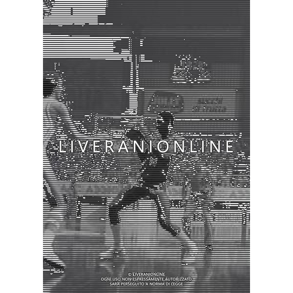 1983-1984 CANTU\' CAMPIONATO DI BASKET SERIE A1 JOLLYCOLOMBANI CANTU\'-LATINI FORLI\' 85-80 NELLA FOTO LARRY MOFFETT AG ALDO LIVERANI SAS