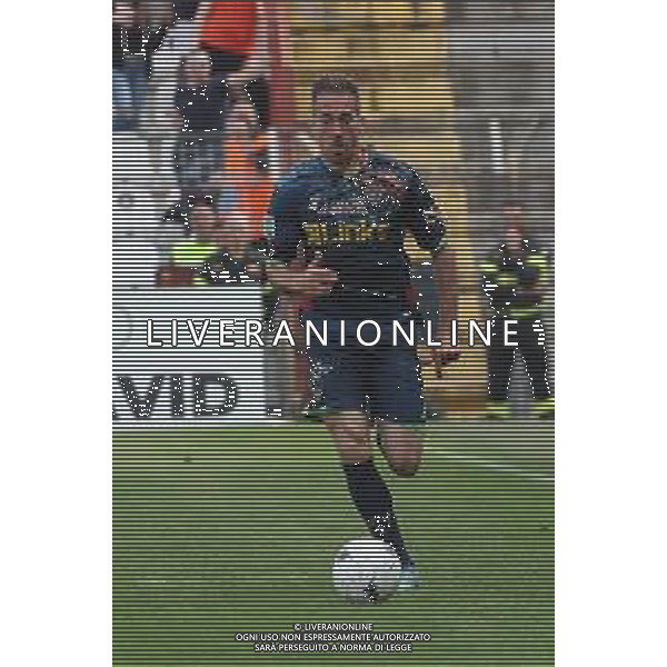 Foto P.G /Ag. Aldo Liverani 30 aprile 2022 Sport Calcio Vicenza-Lecce Campionato di Calcio Serie B 2021/22 - Stadio Romeo Menti Nella foto:Antonino Ragusa(Lecce); / Agenzia Aldo Liverani Sas