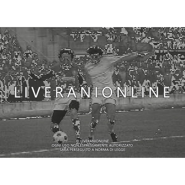 10-01-1982 MONZA CAMPIONATO DI CALCIO SERIE C MONZA-TRIESTINA 1-2 NELLA FOTO DE FALCIO FRANCO AG ALDO LIVERANI SAS