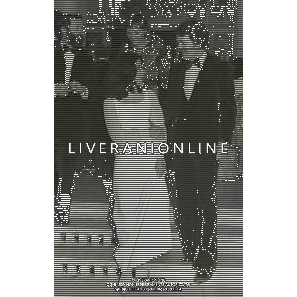 RETROSPETTIVA JOSE MARIA NAT ATTRICE NELLA FOTO JOSE MARIA NAT A CANNES NELL\'ANNO 1972 AG ALDO LIVERANI SAS 