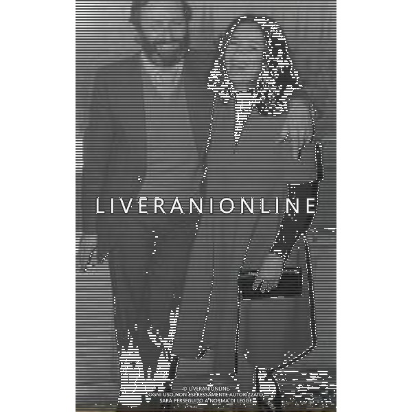 RETROSPETTIVA MARIA JOSE NAT ATTRICE NELLA FOTO MARIA JOSE NAT CON IL MARITO MICHEL DRACH A MILANO TERRAZZA MARTINI NELL\'ANNO 1974 AG ALDO LIVERANI SAS