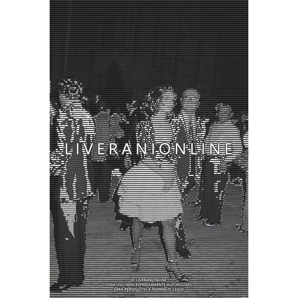 RETROSPETTIVA MONICA GUERRITORE ATTRICE DI CINEMA E TEATRO NELLA FOTO CON PASQUALE FESTA CAMPANILE AL FESTIVAL DI SORRENTO NEL 1981 ©Archivio Giovanni Liverani/AGENZIA ALDO LIVERANI SAS