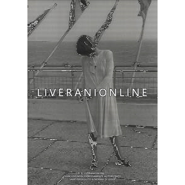 RETROSPETTIVA GLENDA JACKSON ATTRICE  NELLA FOTO GLENDA JACKSON A CANNES IL 20-05-1976 AG ALDO LIVERANI SAS