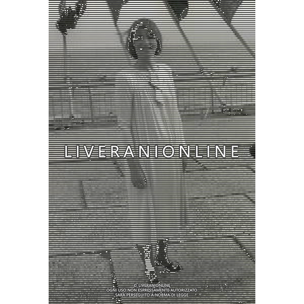 RETROSPETTIVA GLENDA JACKSON ATTRICE  NELLA FOTO GLENDA JACKSON A CANNES IL 20-05-1976 AG ALDO LIVERANI SAS