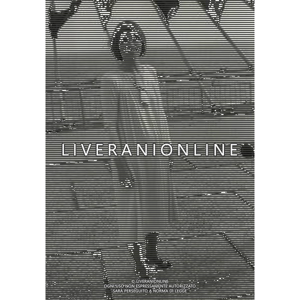 RETROSPETTIVA GLENDA JACKSON ATTRICE  NELLA FOTO GLENDA JACKSON A CANNES IL 20-05-1976 AG ALDO LIVERANI SAS