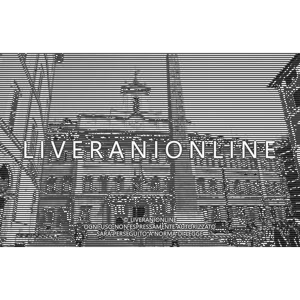 ROMA 1993 - PALAZZO MONTECITORIO SU PIAZZA MONTE CITORIO SEDE DELLA CAMERA DEI DEPUTATI E DEL PARLAMENTO ITALIANO NELLA FOTO L\'OBELISCO ©Archivio Giovanni Liverani/AGENZIA ALDO LIVERANI SAS